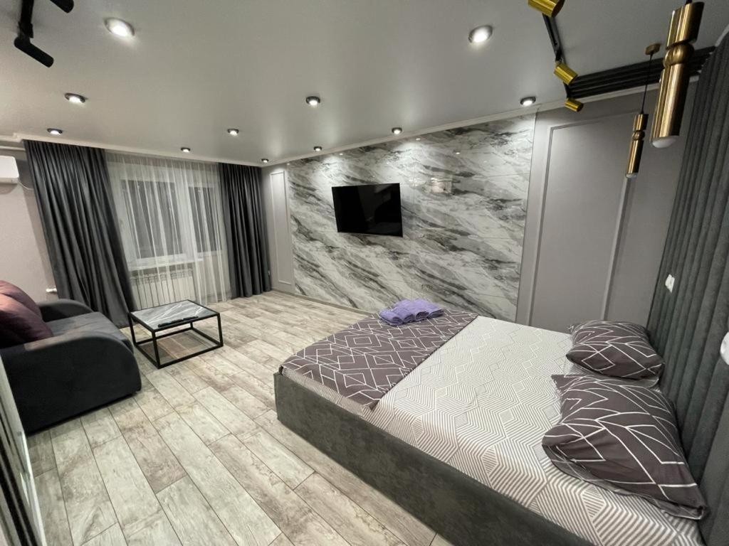 Люкс Академика Сатпаева 19 Apartment Pavlodar Ngoại thất bức ảnh