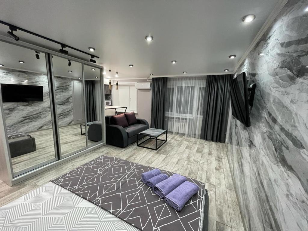 Люкс Академика Сатпаева 19 Apartment Pavlodar Ngoại thất bức ảnh